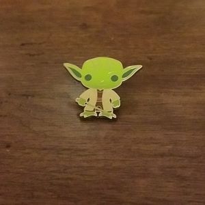 Loungefly Yoda pin